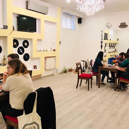 באקו Sherlock Holmes Hostel מראה חיצוני תמונה