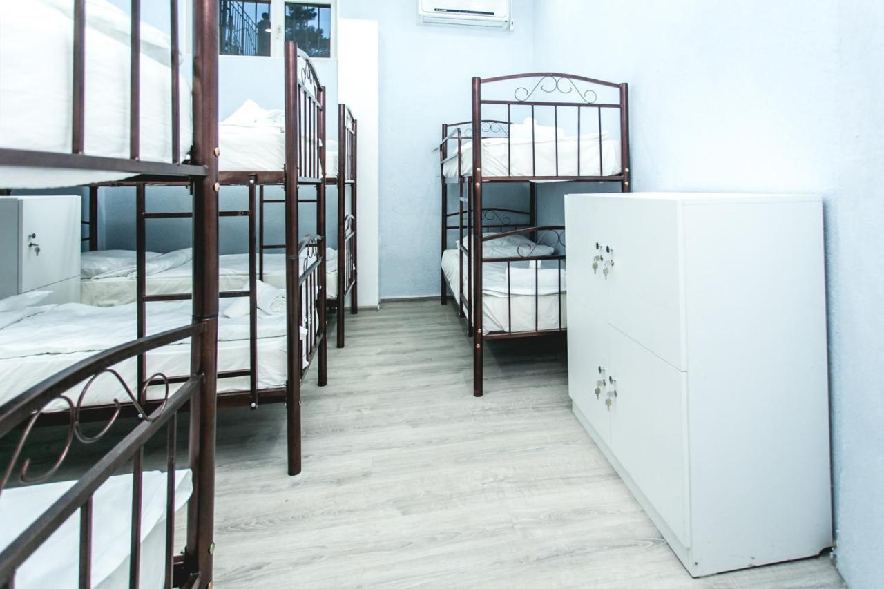 באקו Sherlock Holmes Hostel מראה חיצוני תמונה