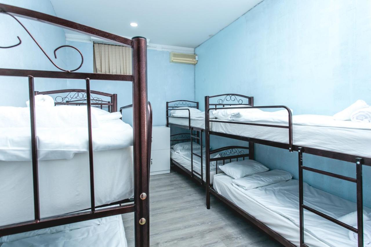 באקו Sherlock Holmes Hostel מראה חיצוני תמונה