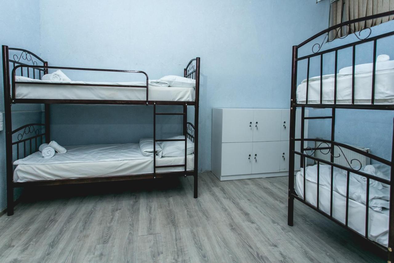 באקו Sherlock Holmes Hostel מראה חיצוני תמונה