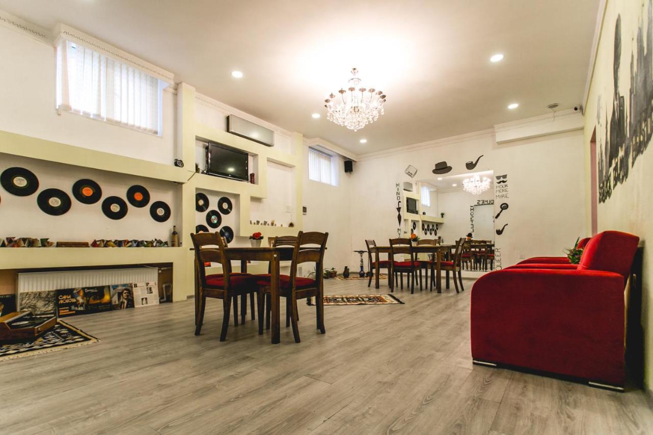 באקו Sherlock Holmes Hostel מראה חיצוני תמונה