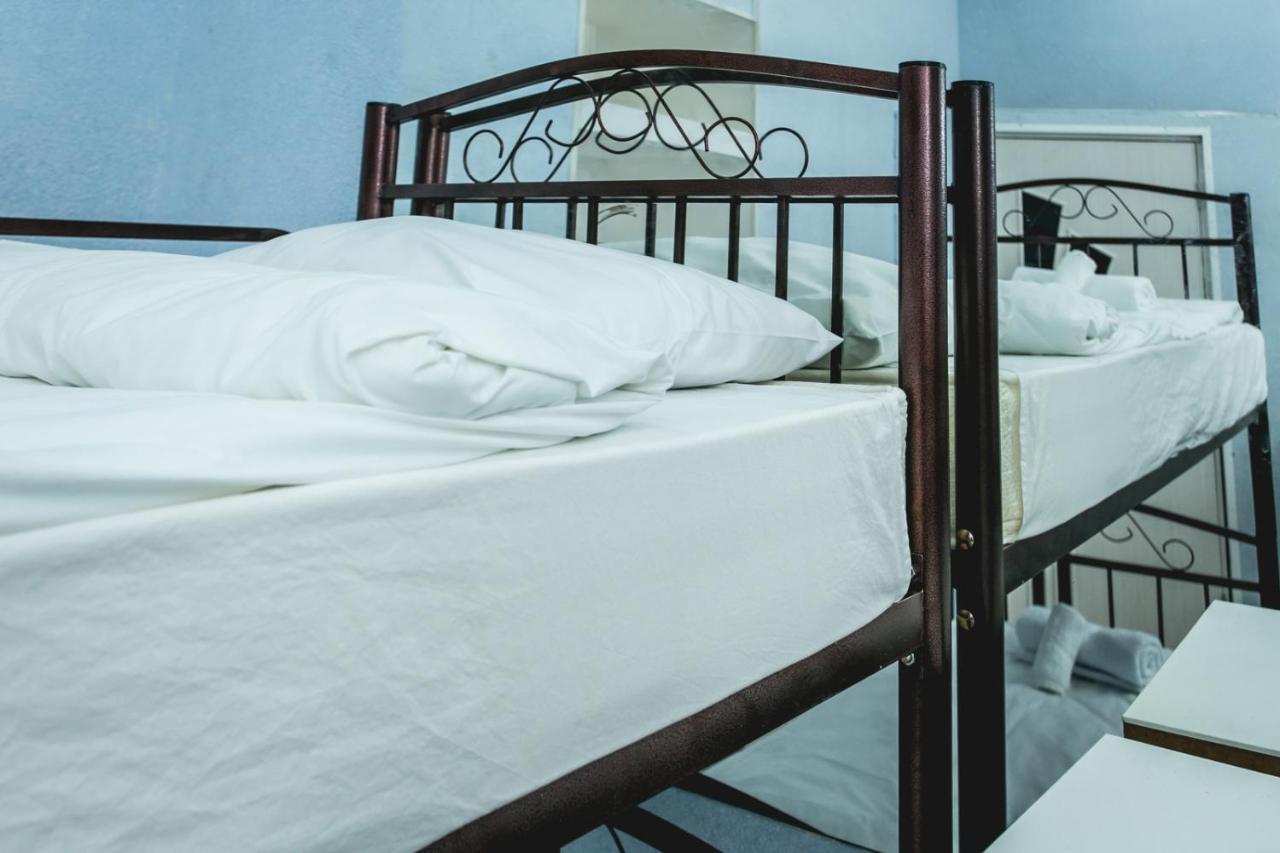 באקו Sherlock Holmes Hostel מראה חיצוני תמונה